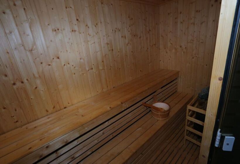 فندق Carolina Beach Resort & Spa