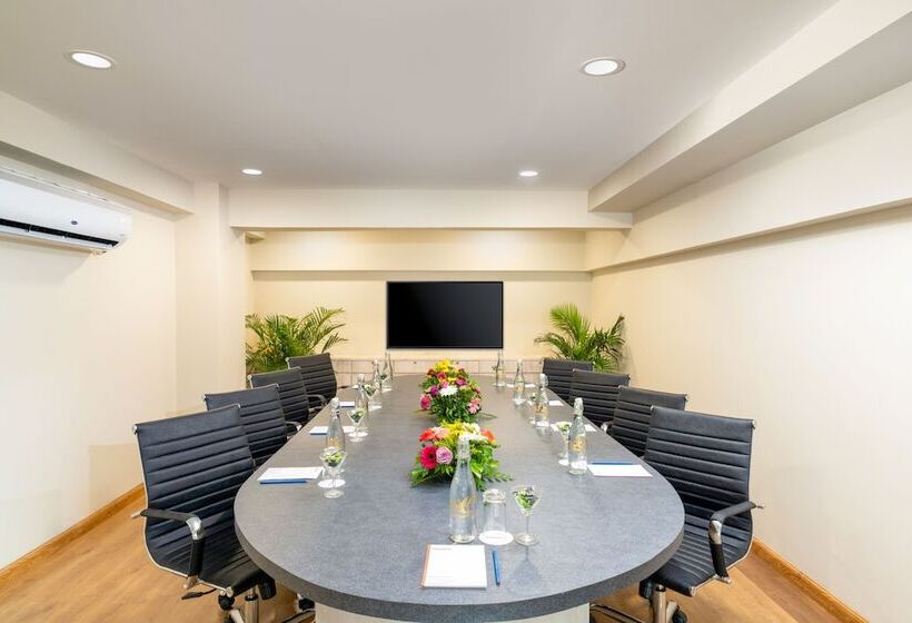 فندق Cygnett Inn Imperial Tezpur