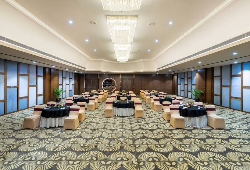 فندق Cygnett Inn Imperial Tezpur