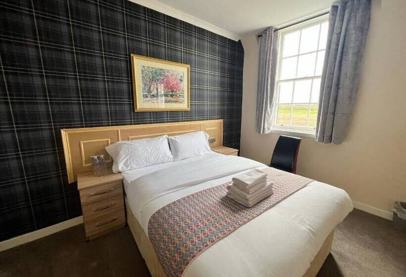 ホテル Earl David