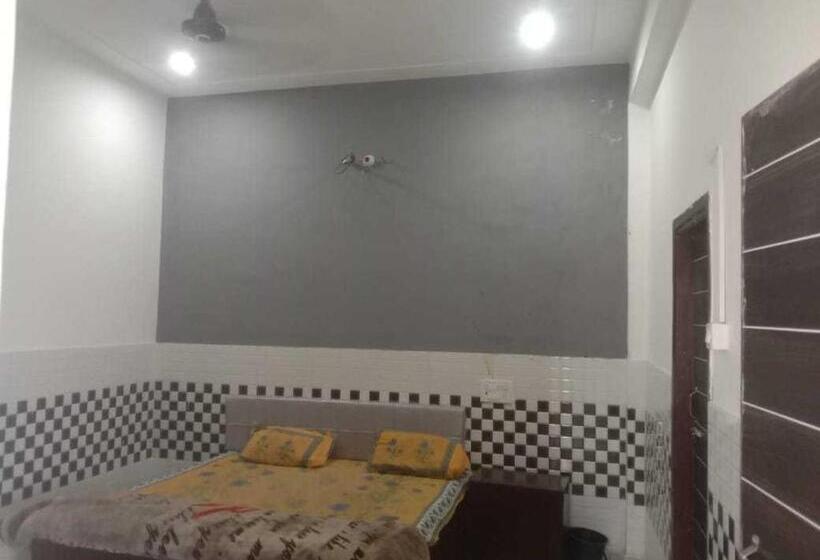 酒店 Oyo 81195 The Lord Krishna