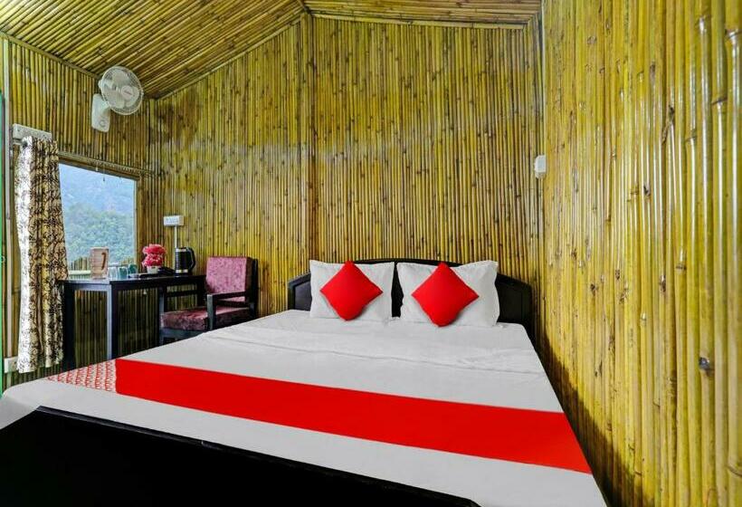 Отель Oyo Flagship 81202 Neems Home Stay