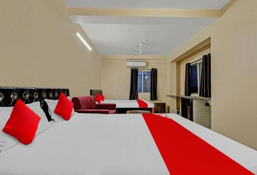 בית מלון כפרי Oyo Flagship 81208 Jagarnath Palace