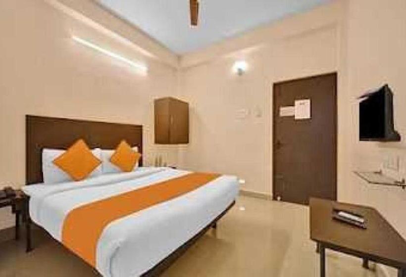 酒店 Oyo Flagship 81223 Kanish Residency