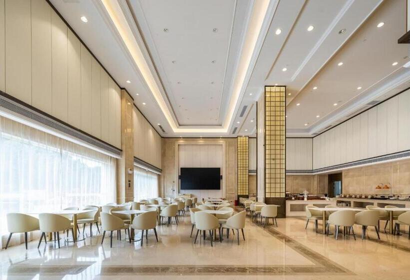 Atour X Hotel Shenzhen Baoan Airport Aviation City