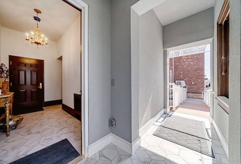 فندق The Grandeur Estate