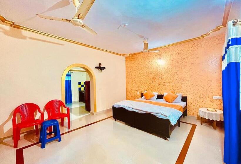 酒店 Yash Deep 100 Meter Calangute Beach