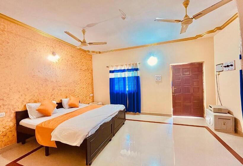 酒店 Yash Deep 100 Meter Calangute Beach