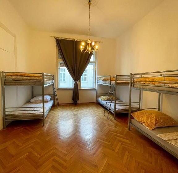 Centrum Hostel
