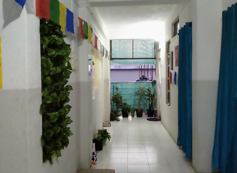 پانسیون Traveler House