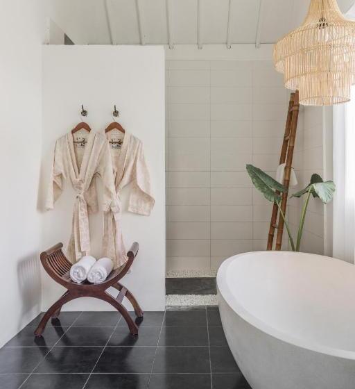 Курорт The White Villas Ubud