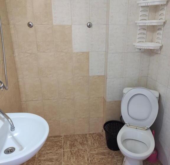 هاستل викенд