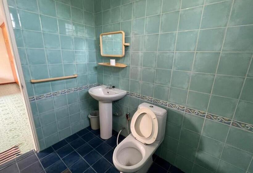 הוסטל Baan Wang Bua