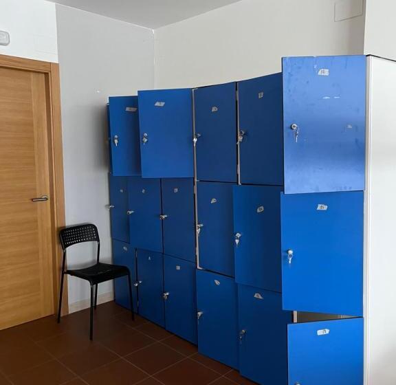 ユースホステル Pensión Arenas Palas