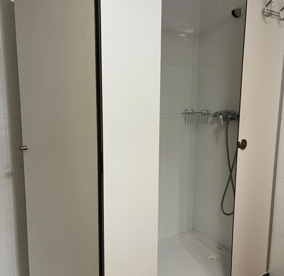 ユースホステル Pensión Arenas Palas