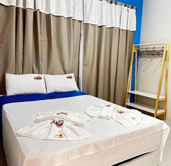 הוסטל Pousada E Agencia Cledio Turismo