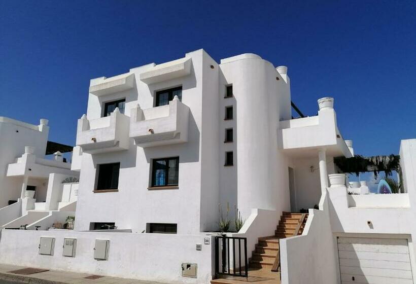 旅馆 Surf Dream House