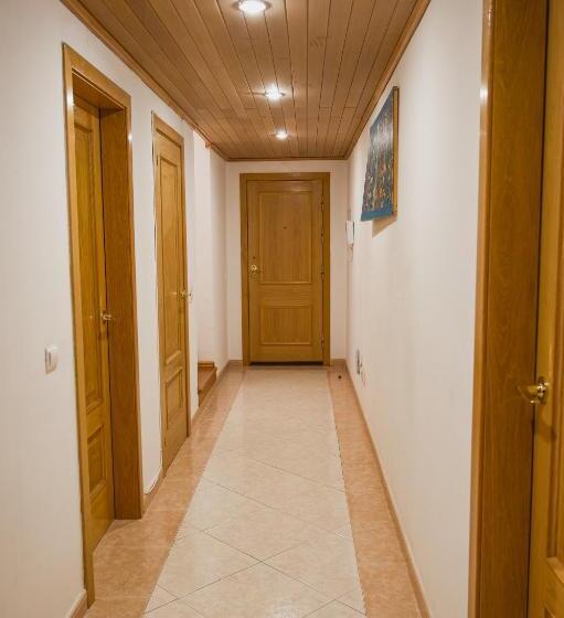 Общежитие Wakeup Triplex House