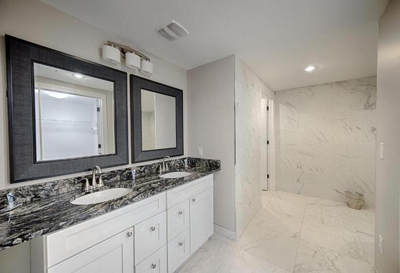 Bali Bay 503 Of Myrtle Beach Hotel Room