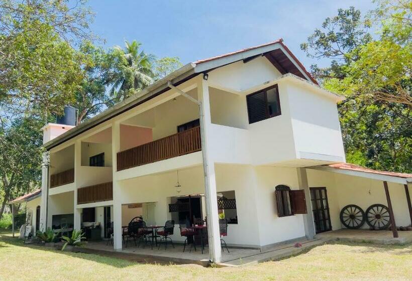 민박 Coco Mantra Ilukwehera Estate