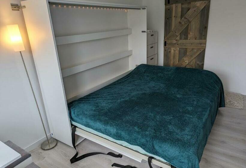 تختخواب و صبحانه Ground Floor Studio & 2 Bikes