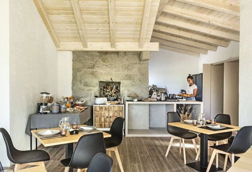 مبيت وإفطار Uddastri Retreat