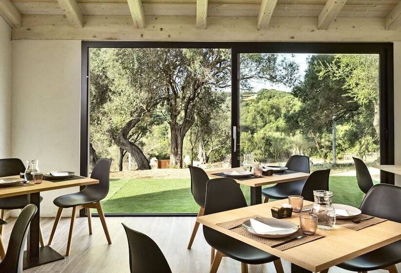 مبيت وإفطار Uddastri Retreat