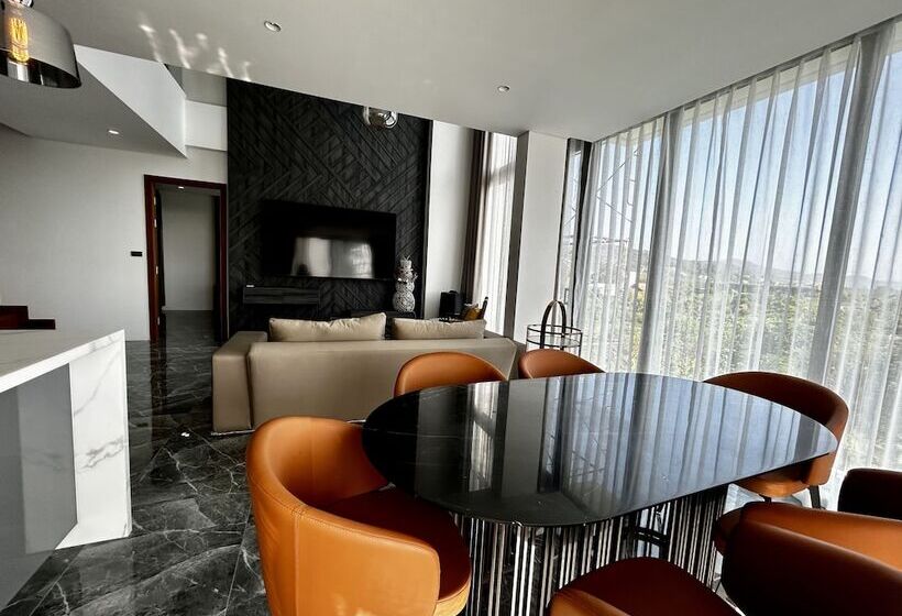 Elite Atoll Condotel