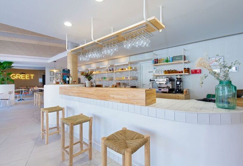 Greet Hotel Salon De Provence