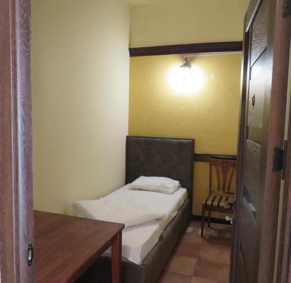 호스텔 Jan & In The Very Center