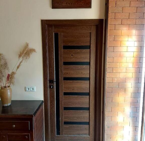 호스텔 Jan & In The Very Center