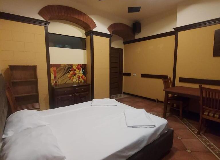 호스텔 Jan & In The Very Center