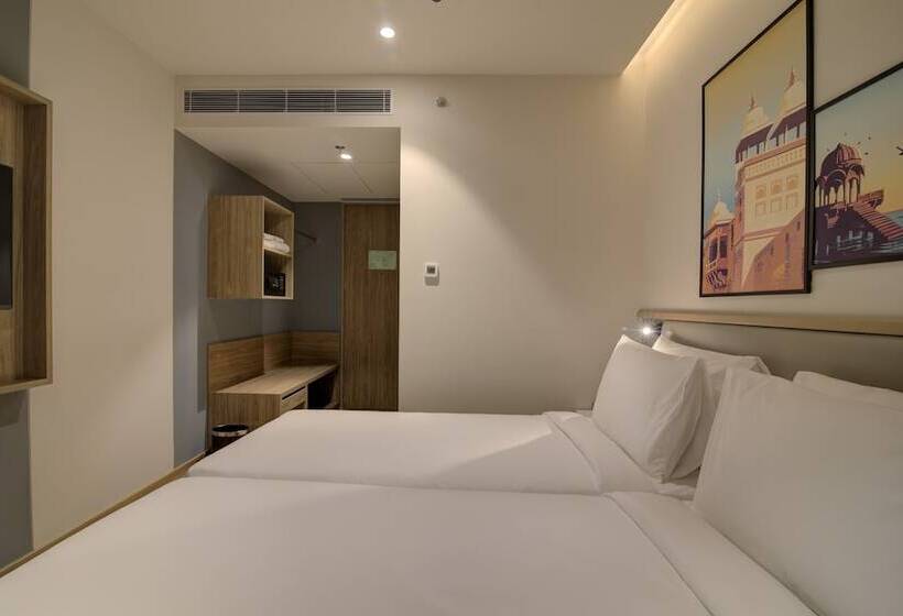 7 Apple Hotel Pratap Nagar, Jaipur