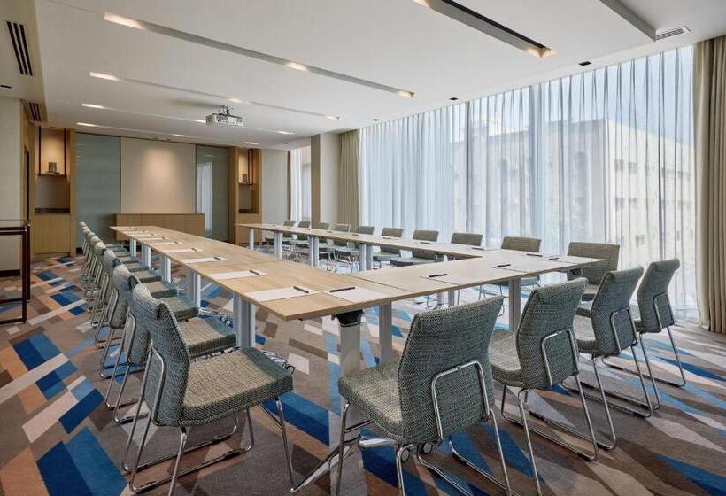 هتل Courtyard By Marriott Jubail