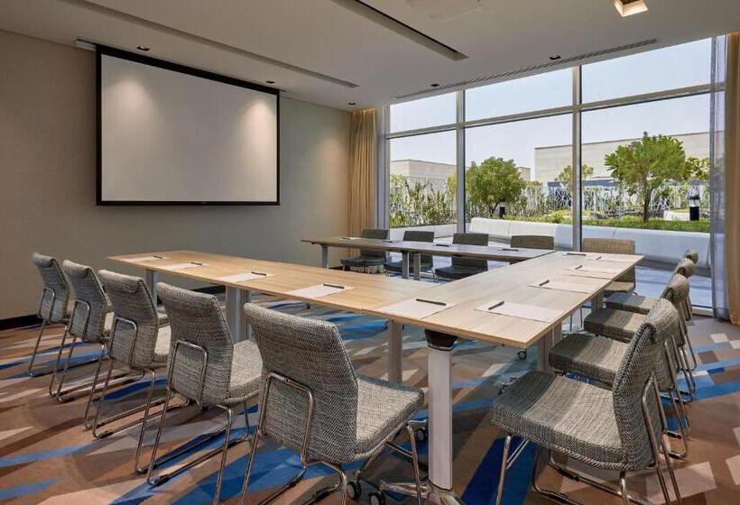 هتل Courtyard By Marriott Jubail