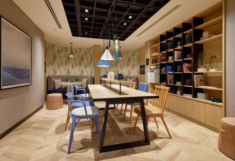 هتل Courtyard By Marriott Jubail