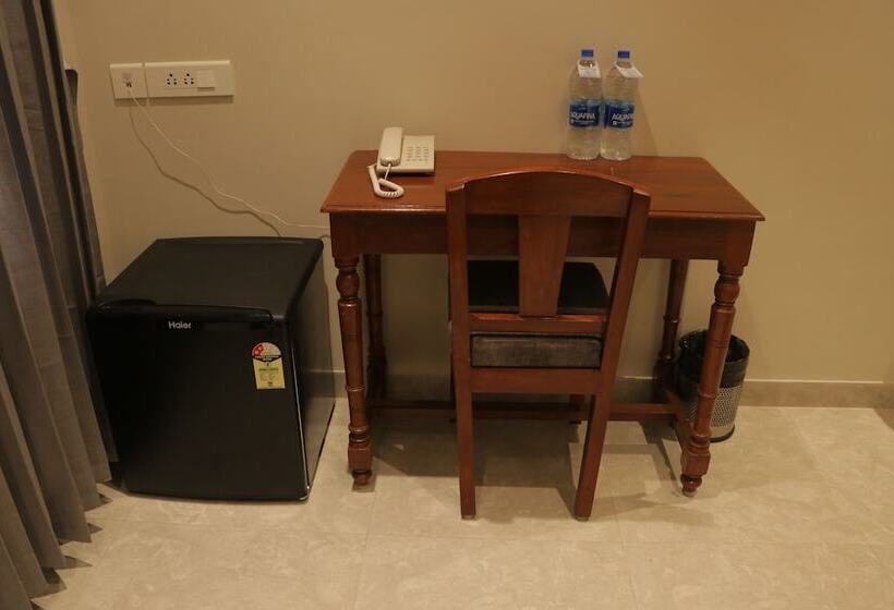 فندق Emeraald House