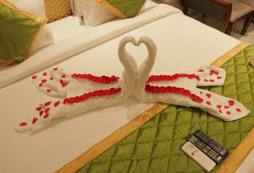 فندق Emeraald House