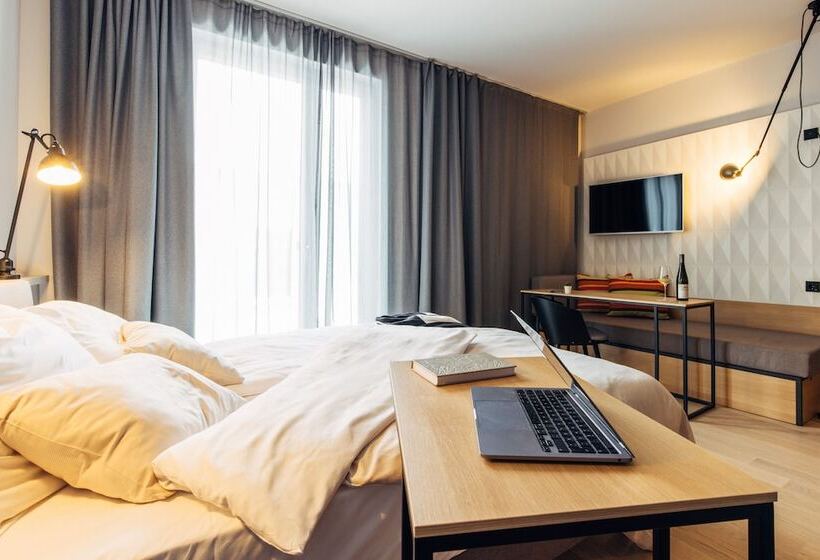 فندق Harry S Home Zürich Limmattal