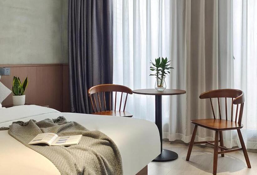 هتل Holiday Guoshang   Tianfu International Airport