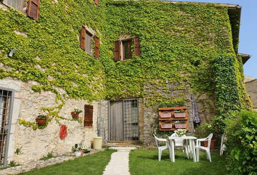 호텔 Il Borgo Di Cornillo