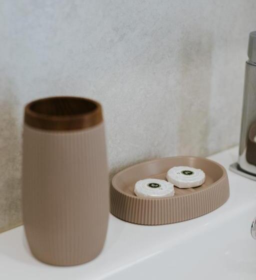 酒店 Kroi Near Castle Entrance Castle And Town View