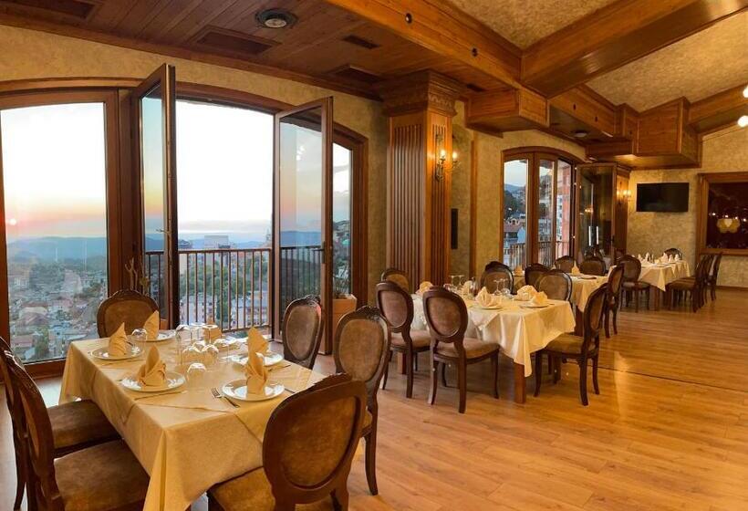 酒店 Kroi Near Castle Entrance Castle And Town View