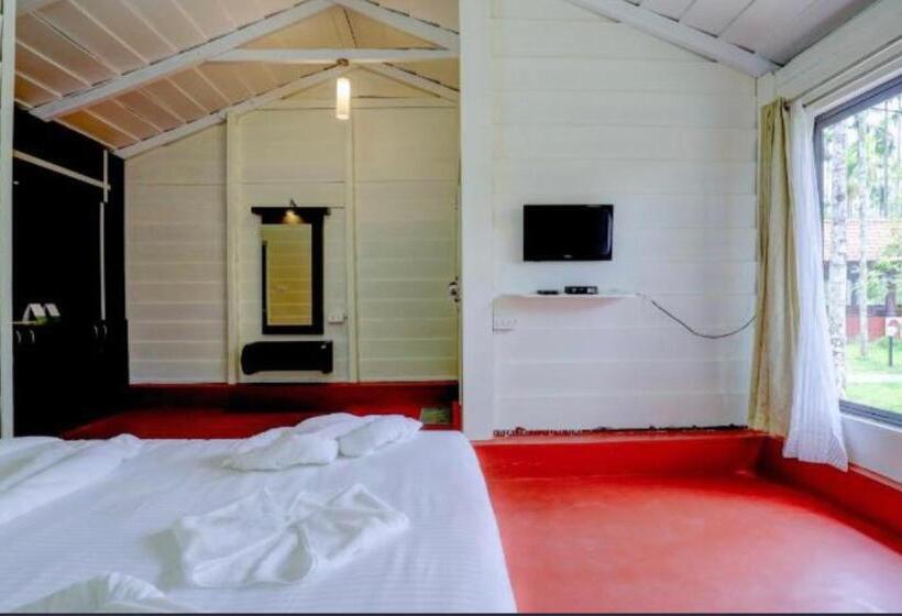 בית מלון כפרי Lazo Areca Resort , Coorg