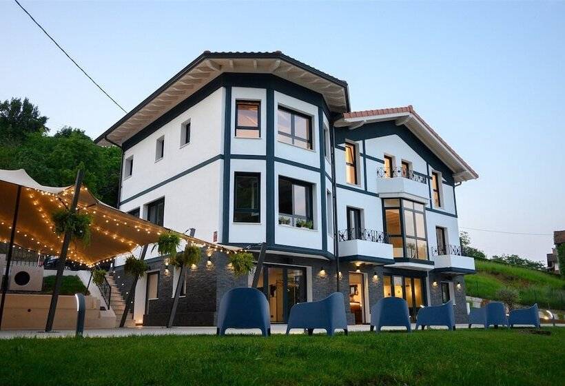 هتل Neguetxea Boutique Guest House