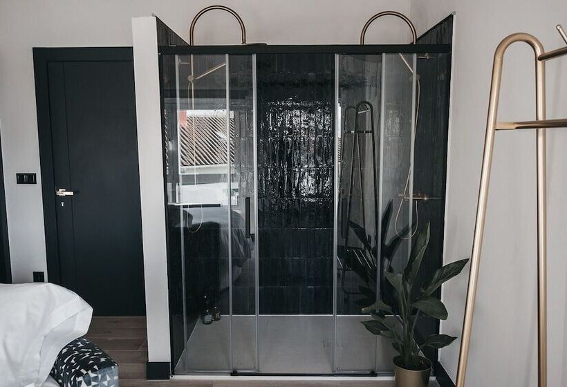 هتل Neguetxea Boutique Guest House