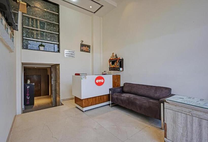 ホテル Oyo Flagship 81157  Le Cashew