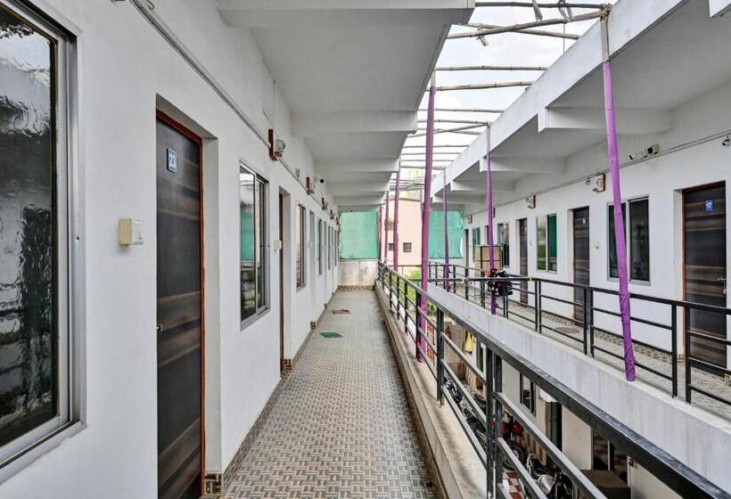 فندق O New Sharda Homes