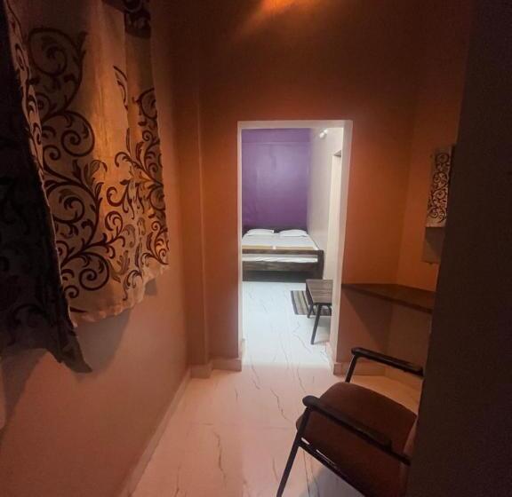 בית מלון כפרי Sns Lodge