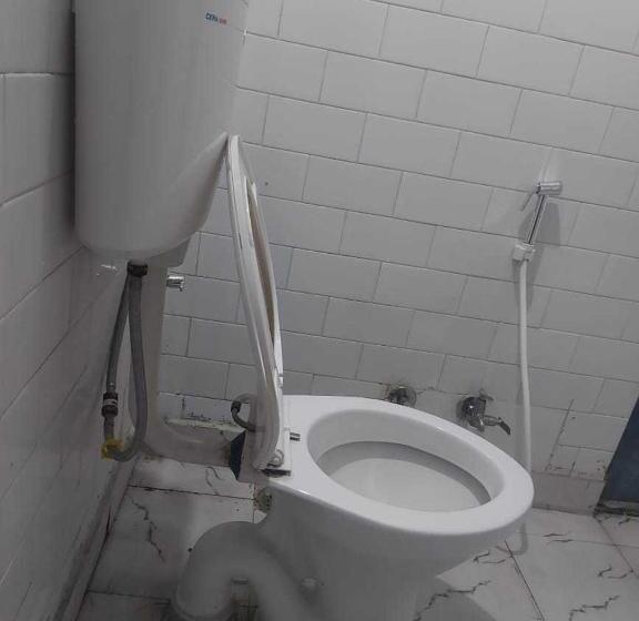 فندق Spot On 81158 Pratiksha Homes